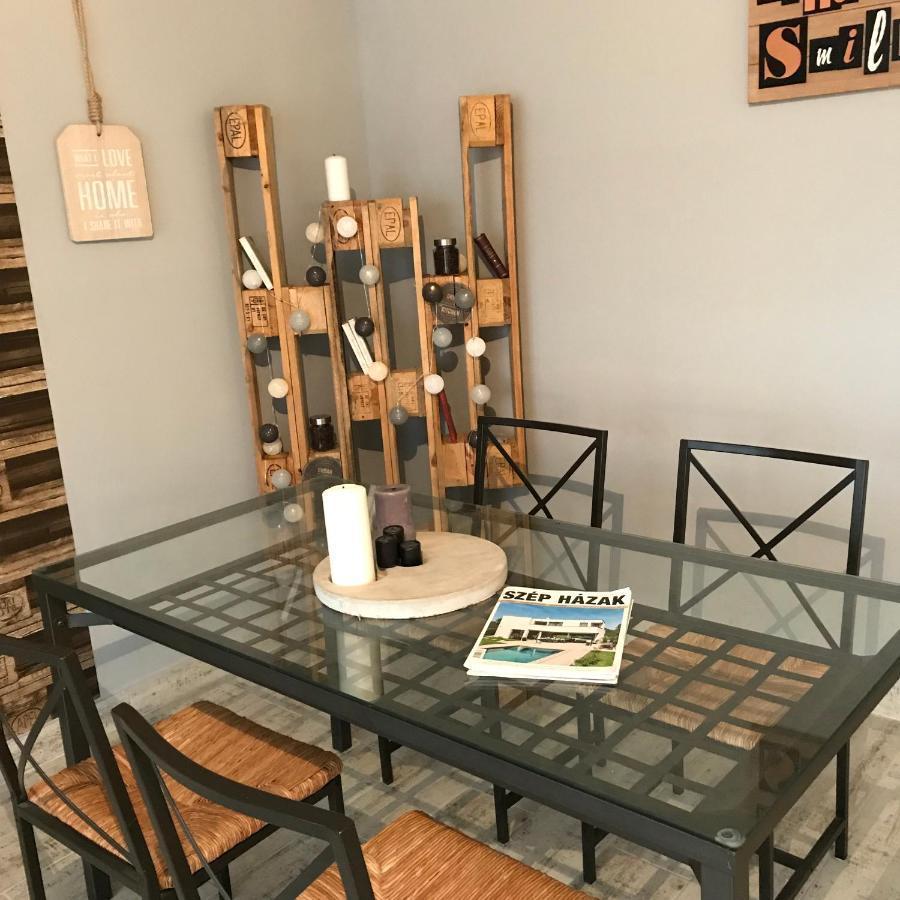 Platan Apartmanhaz Balatongyörök Екстериор снимка