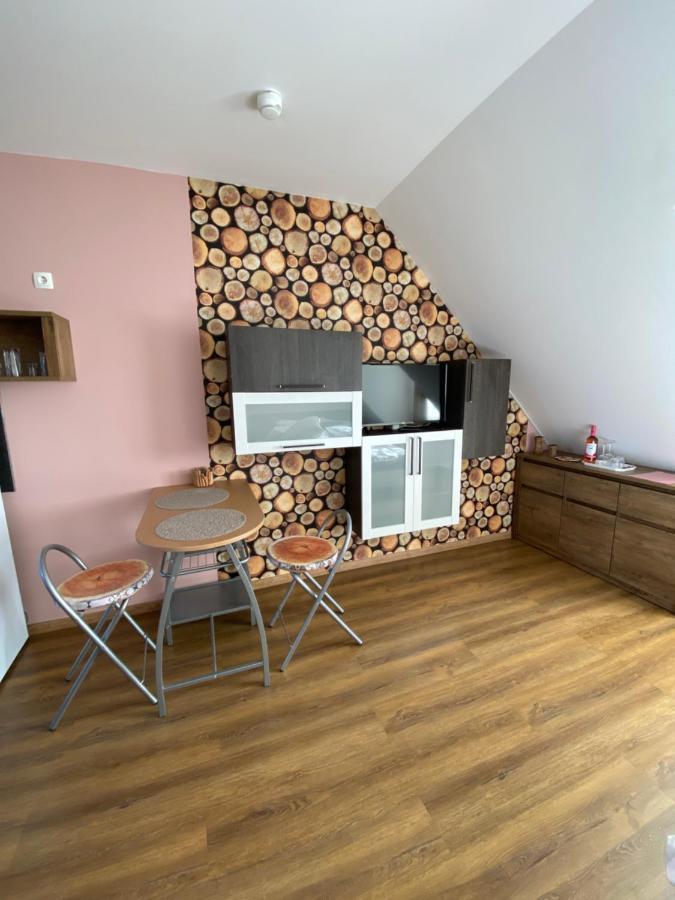 Platan Apartmanhaz Balatongyörök Екстериор снимка
