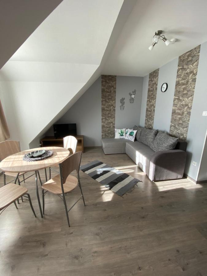 Platan Apartmanhaz Balatongyörök Екстериор снимка