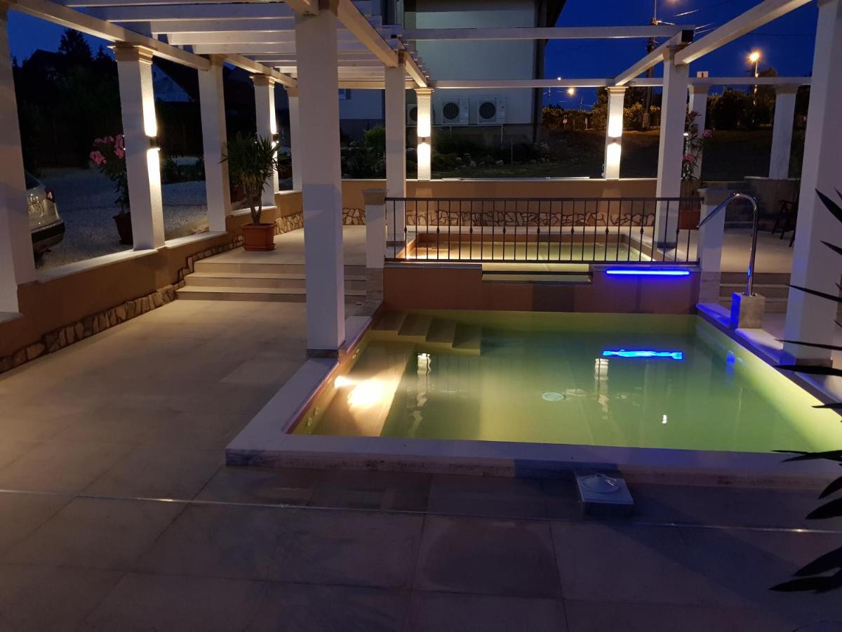 Platan Apartmanhaz Balatongyörök Екстериор снимка