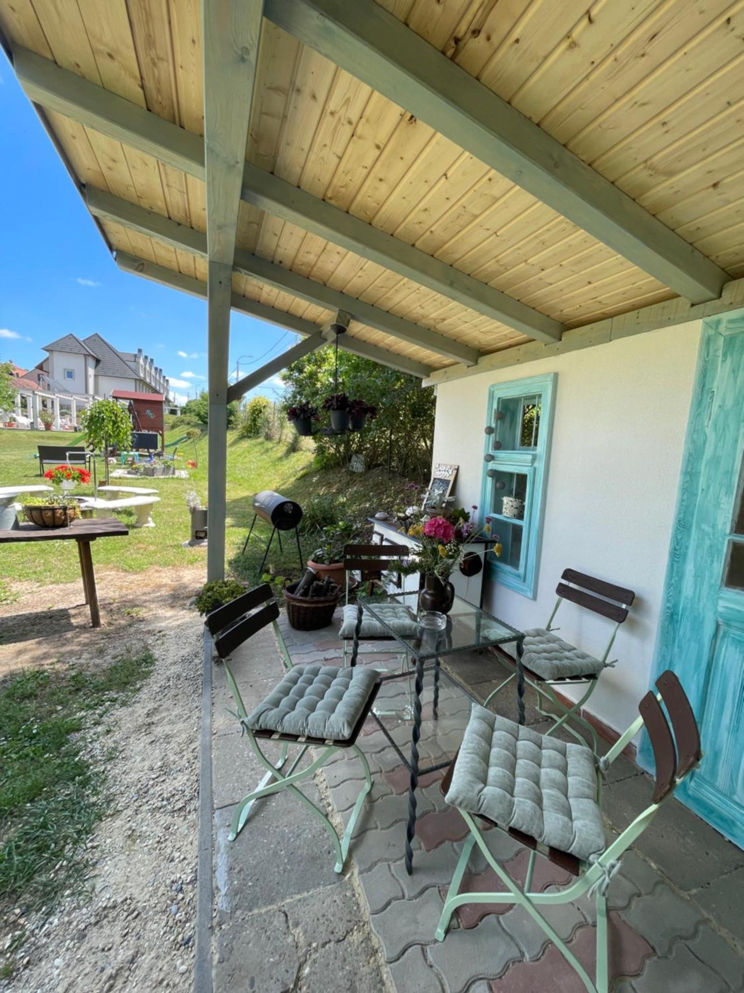Platan Apartmanhaz Balatongyörök Екстериор снимка