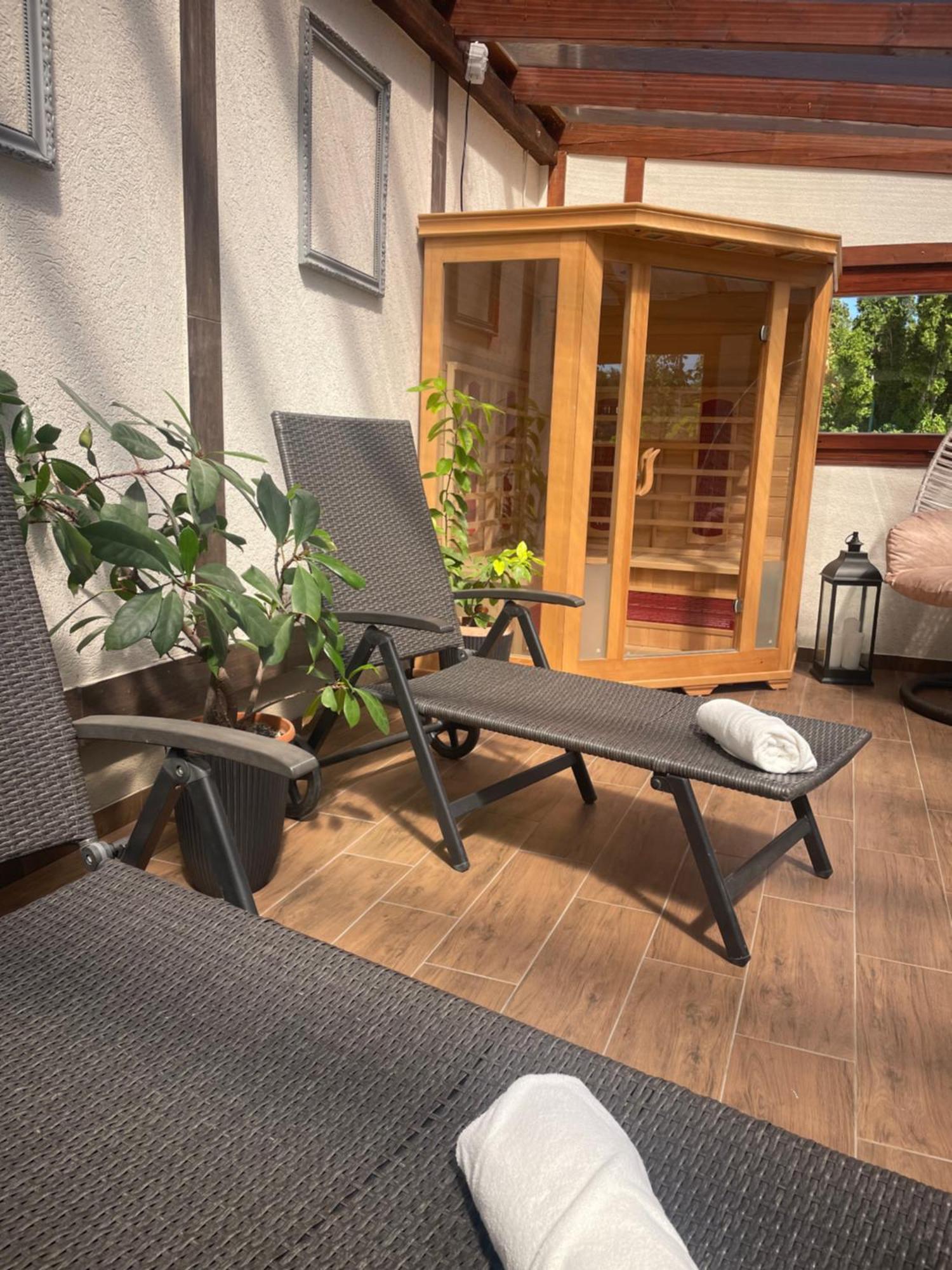 Platan Apartmanhaz Balatongyörök Екстериор снимка